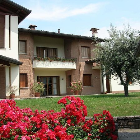 לינה וארוחת בוקר Villa Guardia Casa Ceruti מראה חיצוני תמונה