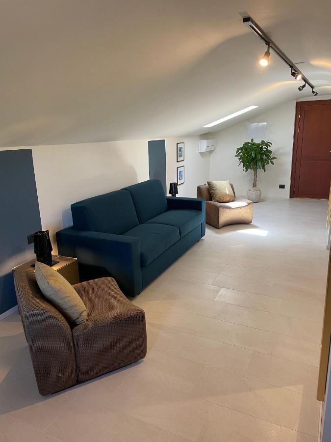 לינה וארוחת בוקר Villa Guardia Casa Ceruti מראה חיצוני תמונה