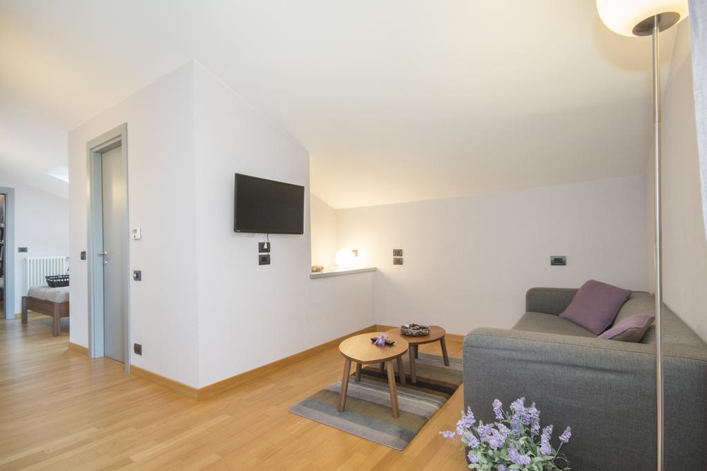 לינה וארוחת בוקר Villa Guardia Casa Ceruti מראה חיצוני תמונה